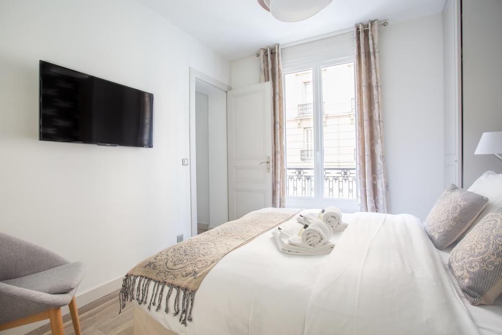 Parisian * Paris